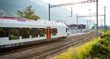 transfert-taxi-geneve-van-minibus-gare